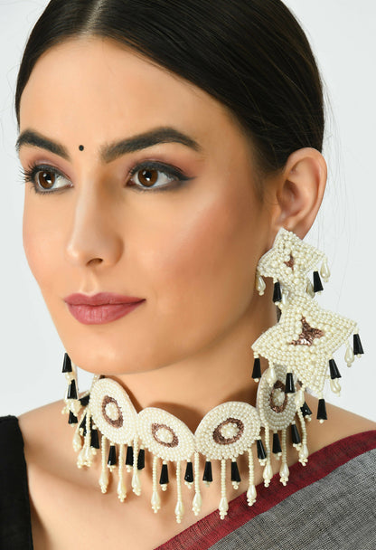 Mominos Fashion Johar Kamal Handicraft Gold/Off White Pearls Necklace with Earrings For Women