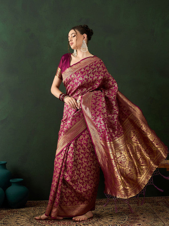 Sangria Woven Design Saree With Blouse Piece