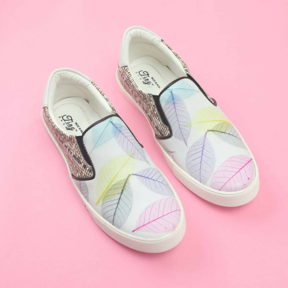 Tiny Bugs Girls Leaf Printed Slip Ons Sneakers - White