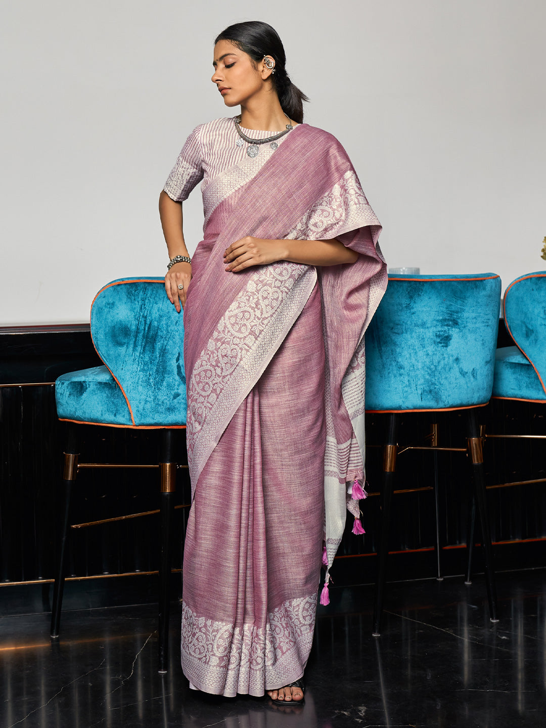 Anaita Lavender Linen Zari Work Saree With Blouse