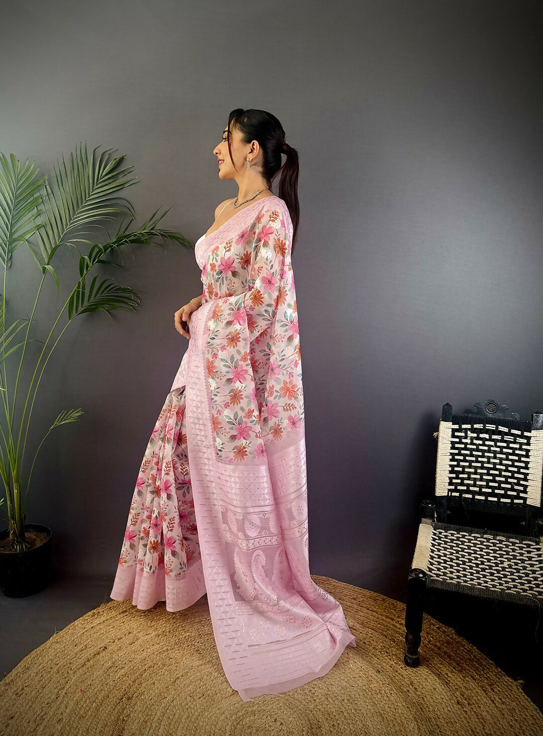 Joban Fashion Pastel Pink Floral Motifs Banarasi Silk Sarees