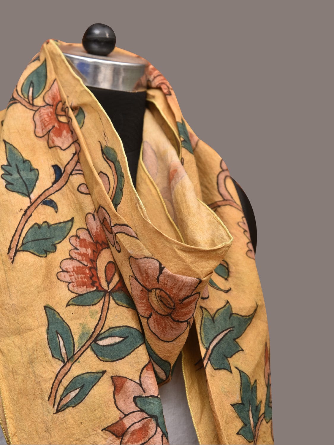 Light Yellow Kalamkari Hand Painted Sico Stole with Floral Design - Global Threads