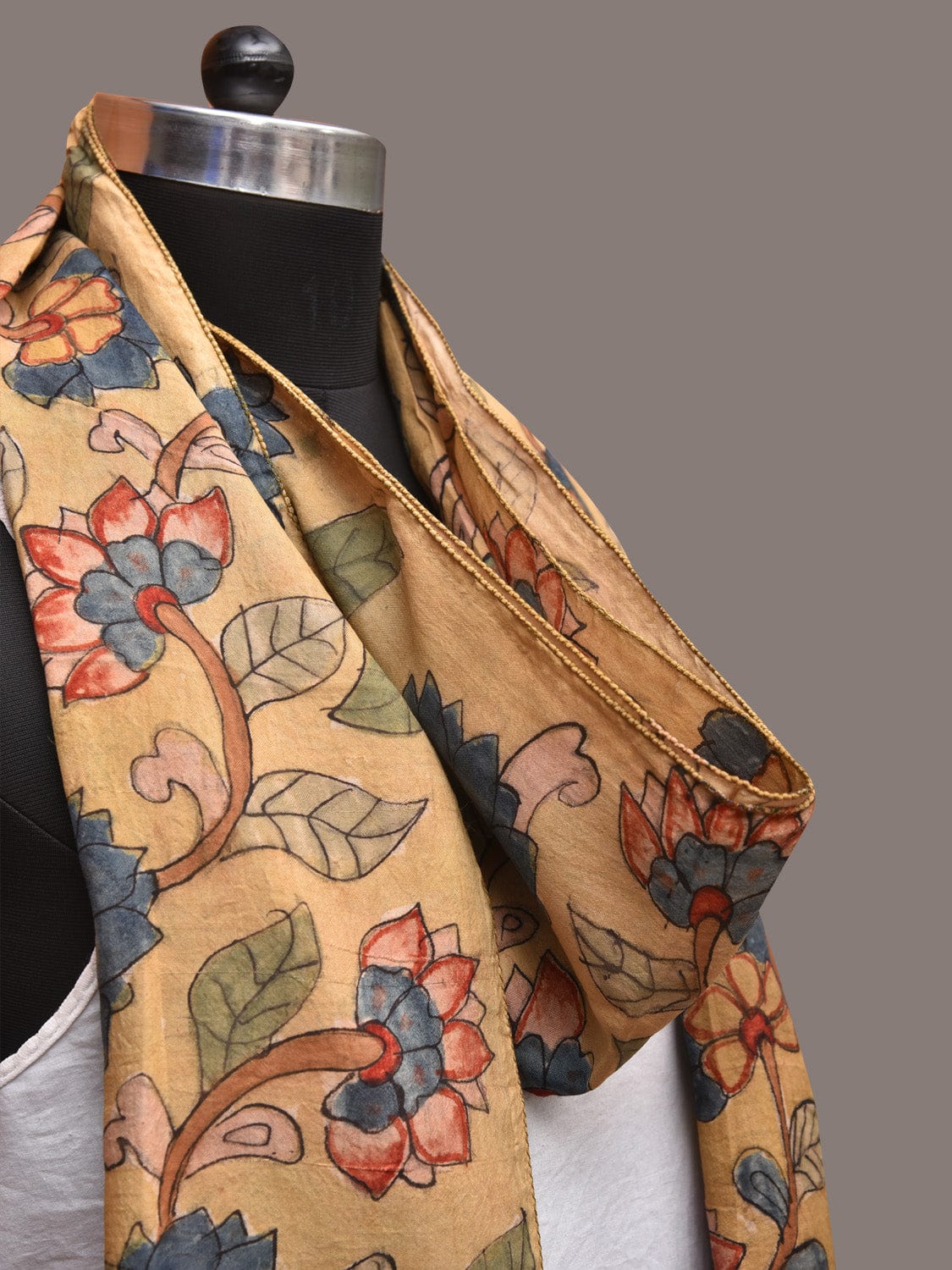 Light Yellow Kalamkari Hand Painted Sico Stole with Lotus Flowers Design - Global Threads