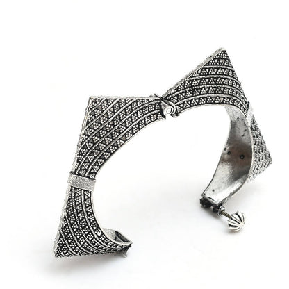 Mominos Fashion Kamal Johar Oxidised German Silver-Plated Handcraft Bracelet