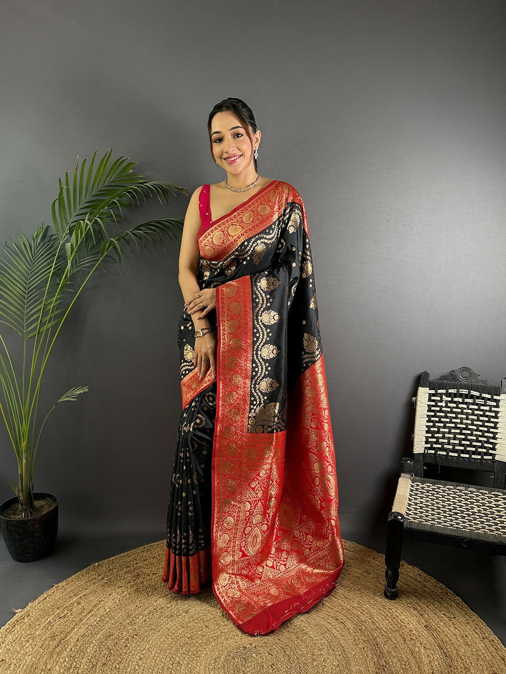 Joban Fashion Red Butti Banarasi Silk Sarees