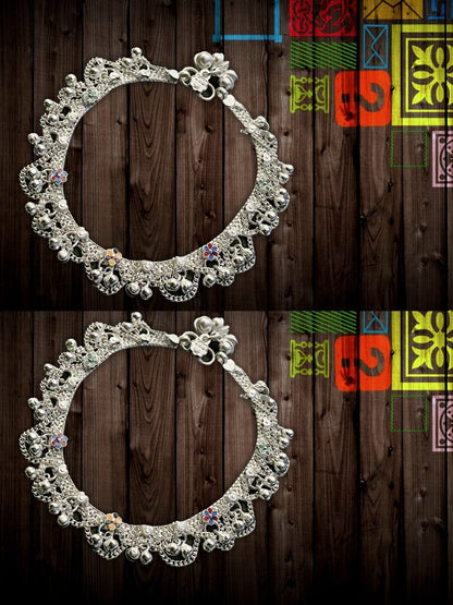 AanyaCentric Silver Plated White Metal Payal Indian Traditional Ethnic Fashion Imitation Jewellery Foot Chain