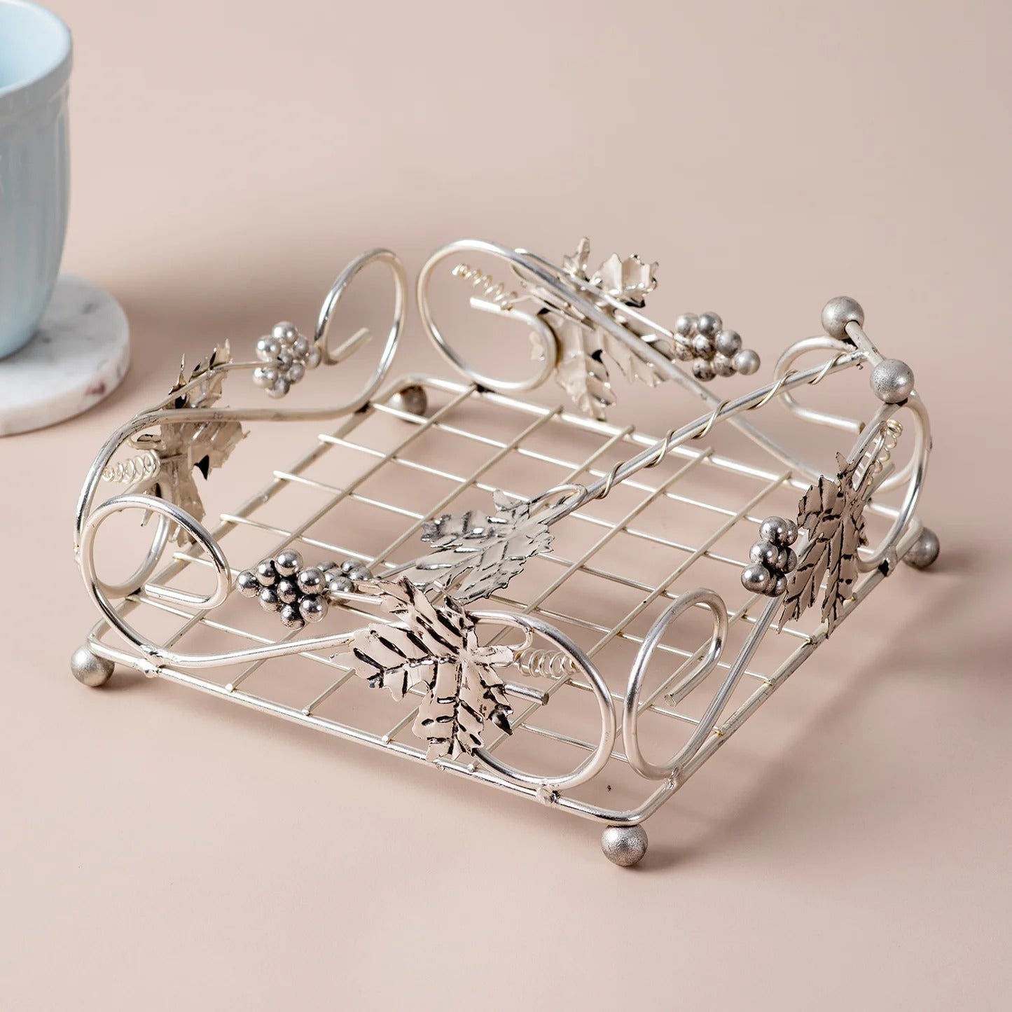 Nestroots Gleam Tissue Holder Silver Modern Design