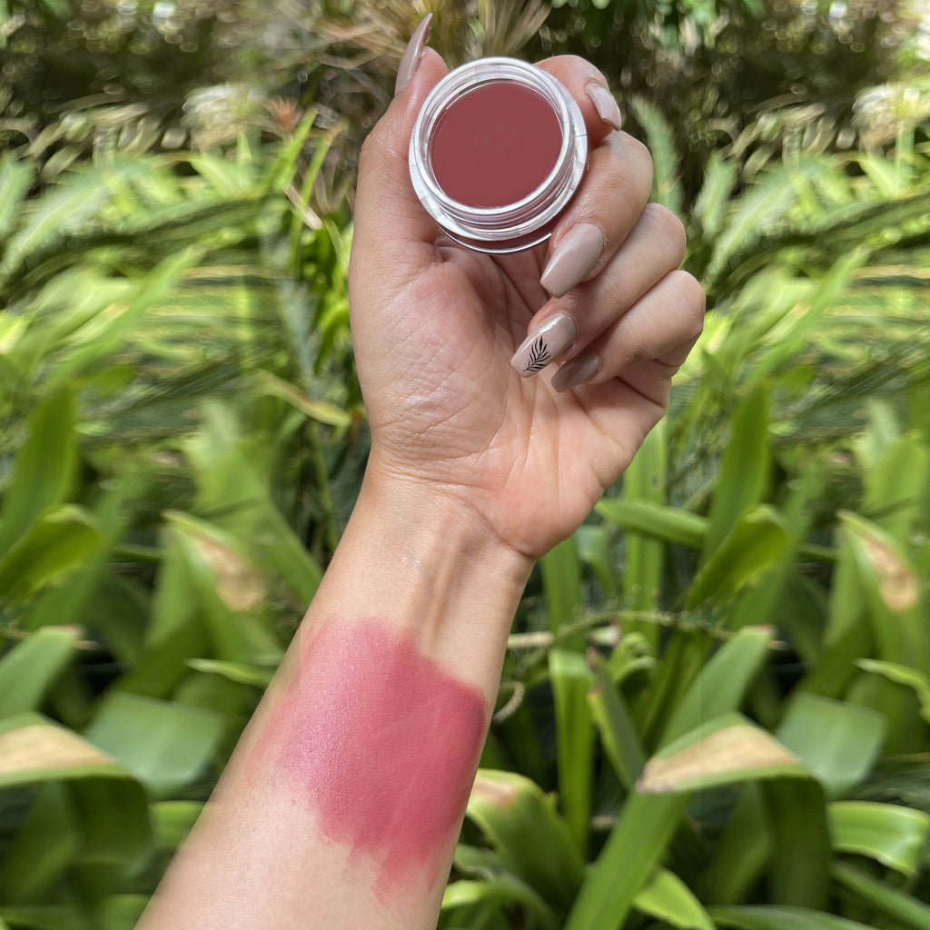 Love Earth Never Look Back Multipot Lip And Cheek Tint - 8 gms