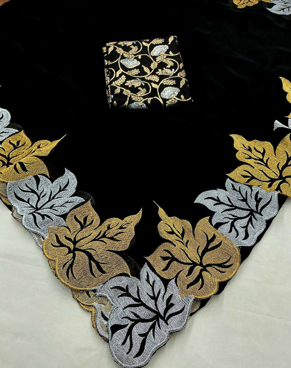 Vastranavya Satin Chiffon Silk Beautiful Designer Zari Thread Embroidery work of Leaf Design with Cutwork Border Saree with Blouse Material - Black