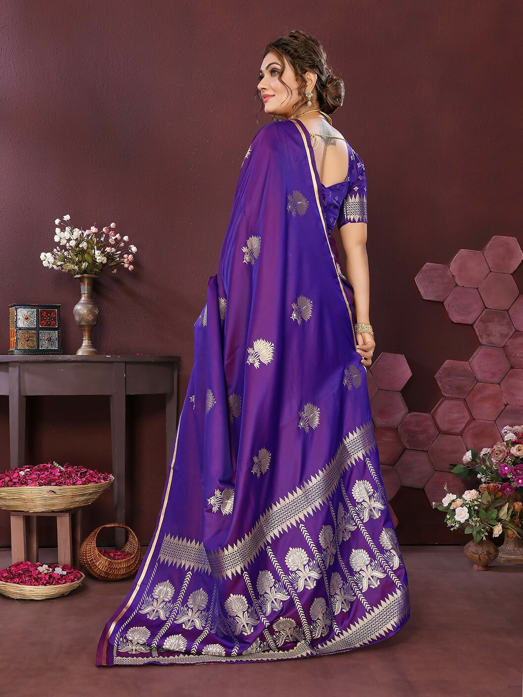 Joban Fashion Purple Floral Motifs Banarasi Silk Sarees