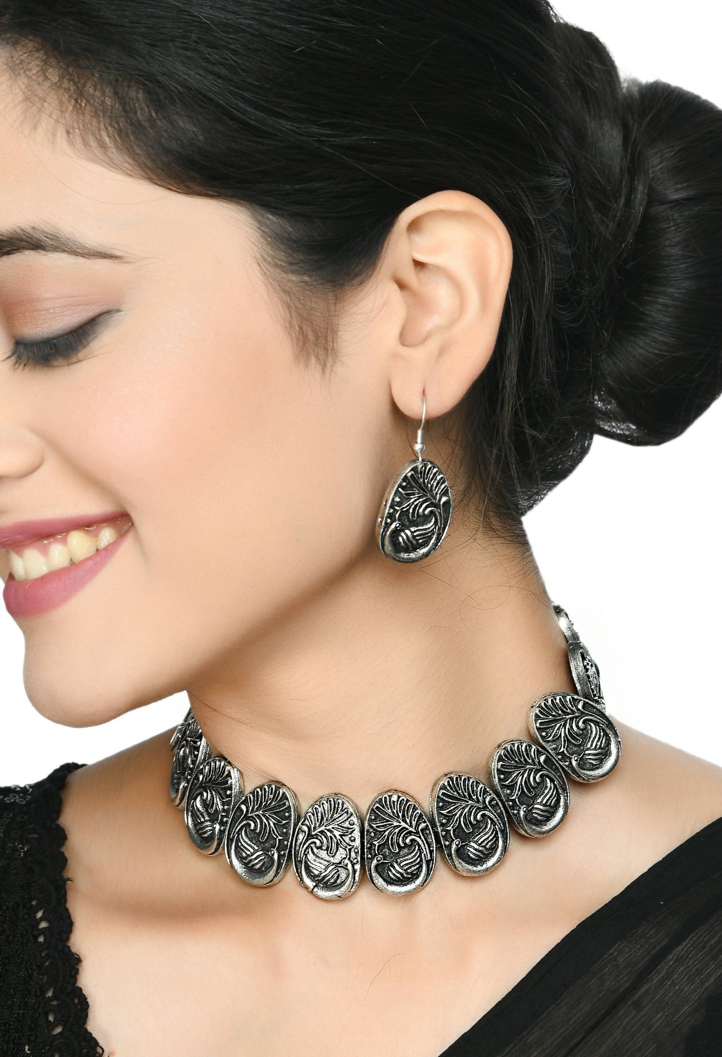Mominos Fashion Johar Kamal Oxidised Silver-Plated Brass Finish Choker For Women