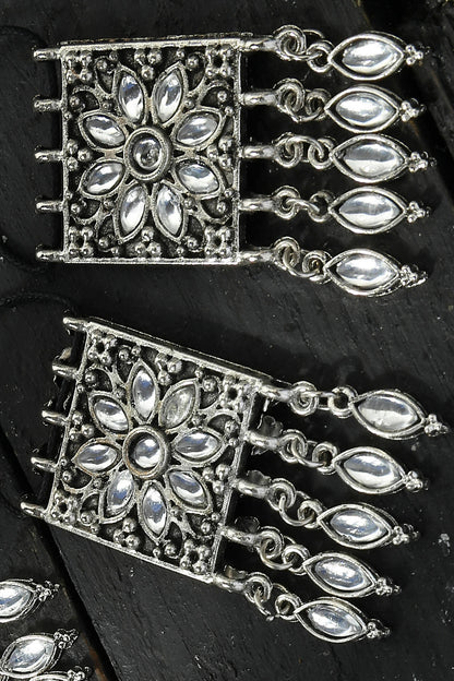 Mominos Fashion Johar Kamal Women Silver-Plated Brass Finish Mirror Work Choker