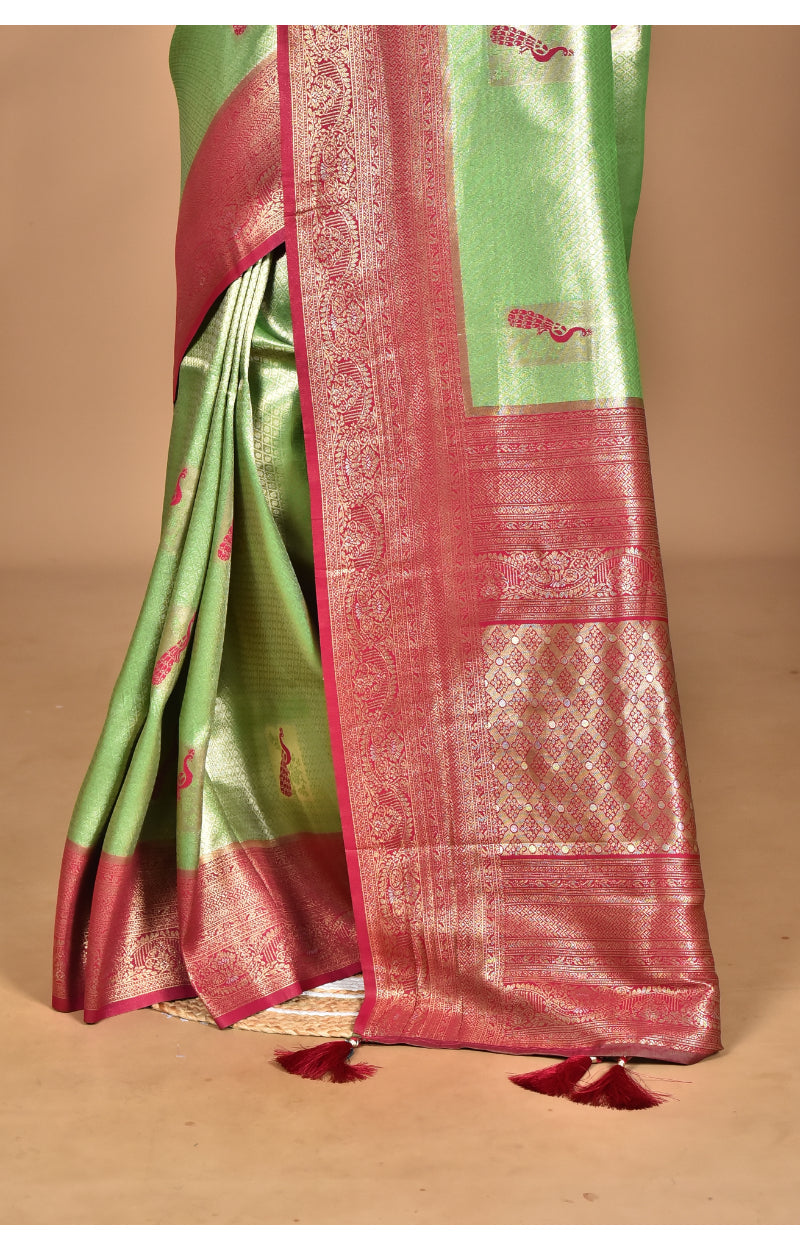 Morchari Women Desgin Banarasi Silk Saree-Green