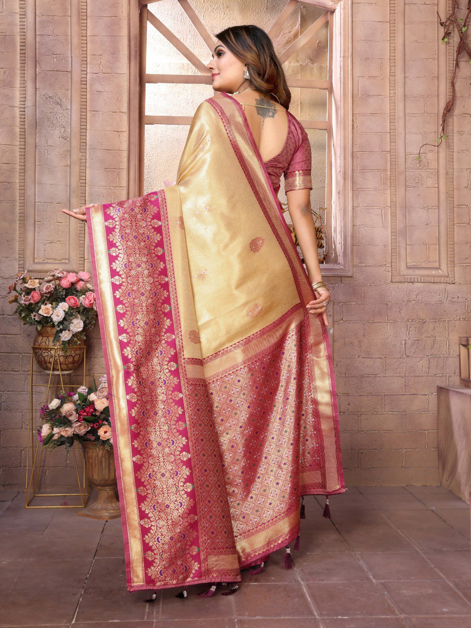 Anaita Cream Tissue Silk With Weaving Saree With Blouse