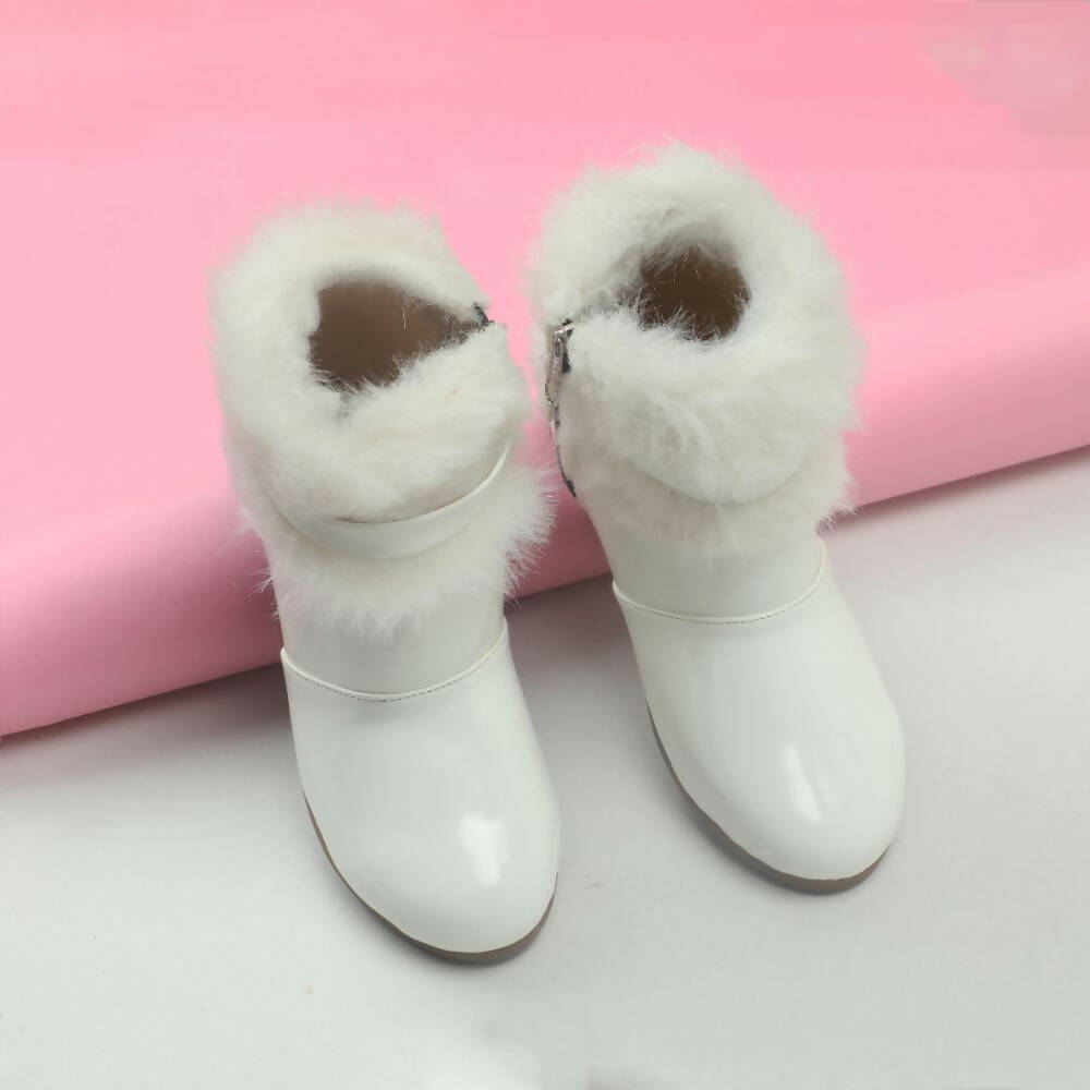 Tiny Bugs Girls Faux Fur Detail Winter Boots - White