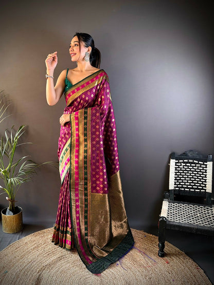 Joban Fashion Green Butti Banarasi Silk Sarees