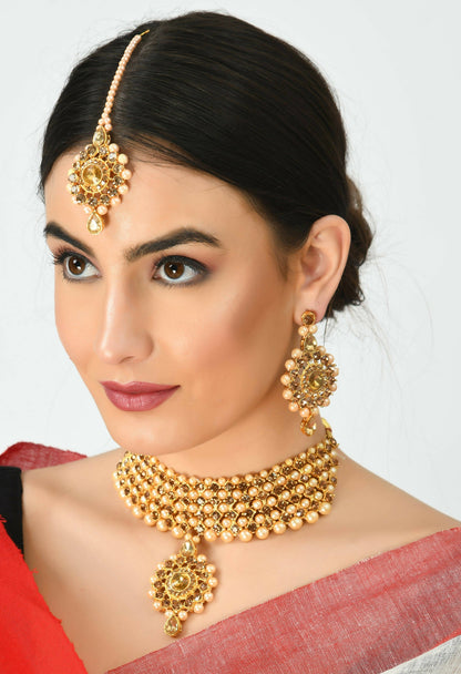 Mominos Fashion Johar Kamal Gold-Polished Brass Finish Kundan/Stone Choker For Women (Golden)