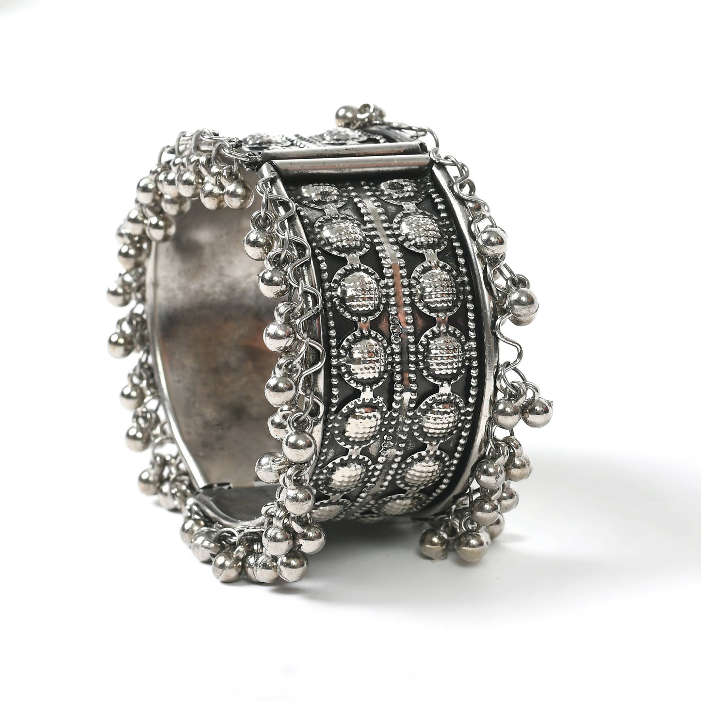 Mominos Fashion Joharkamal Oxidised Silver-Plated Ghungroo Handcraft Bracelet - Design 027