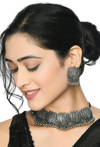 Mominos Fashion Johar Kamal Silver-Plated Brass Finish Lotus Design Choker For Women