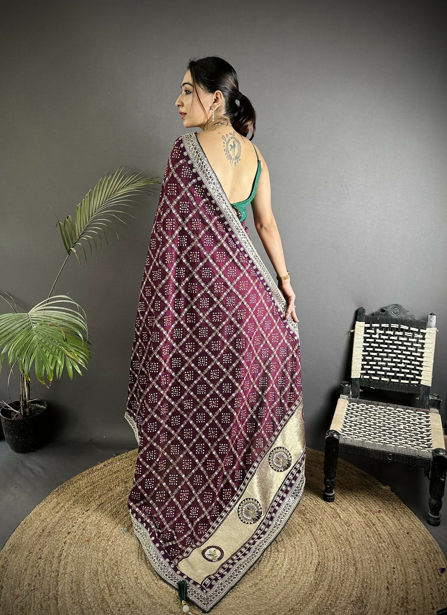 Joban Fashion Wine Bandhej Bandhani Vichitra Silk Bandhani Prints Saree