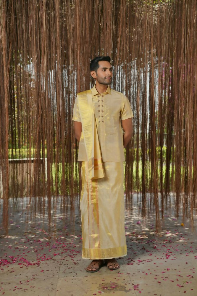 Gold Tissu Kanjivaram Machien Embroidered Pattu Set by Hilo Design
