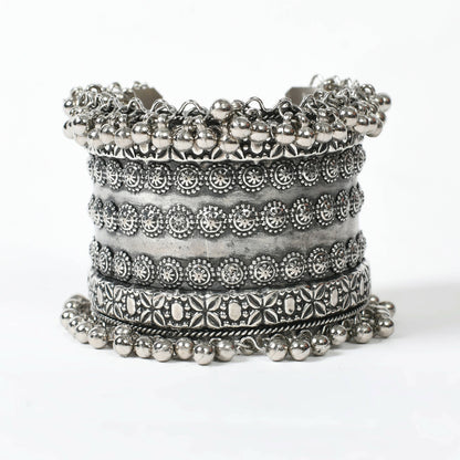Mominos Fashion Joharkamal Oxidised Silver-Plated Ghungroo Handcraft Bracelet - Design 025