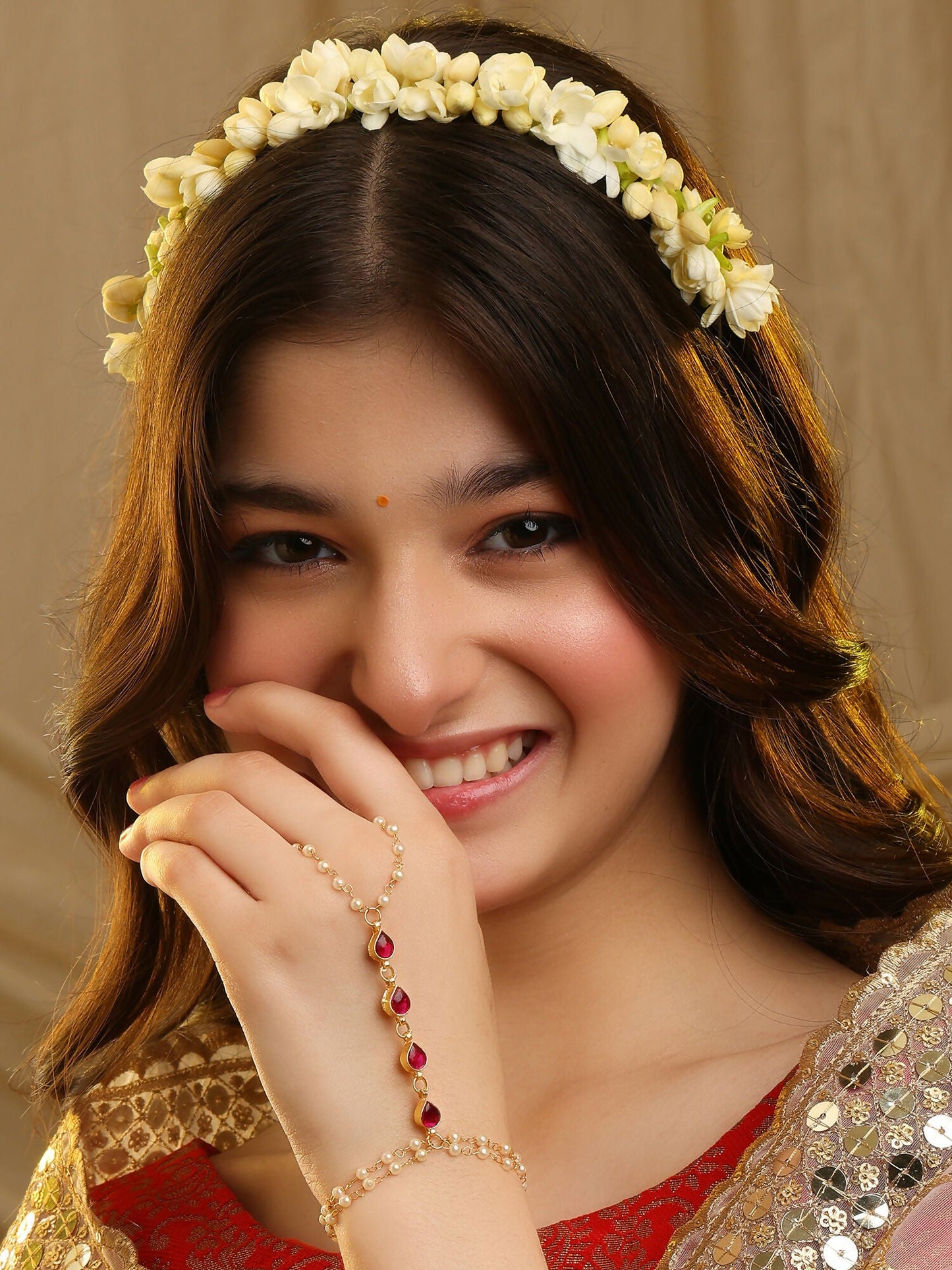 Ruby Raang Mannat Pearl Haath Phool