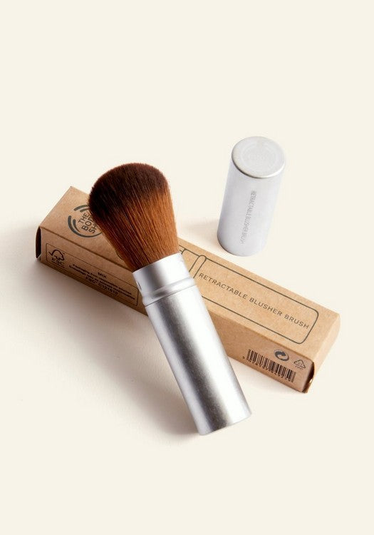 The Body Shop Retractable Blusher Brush - 1 Pc