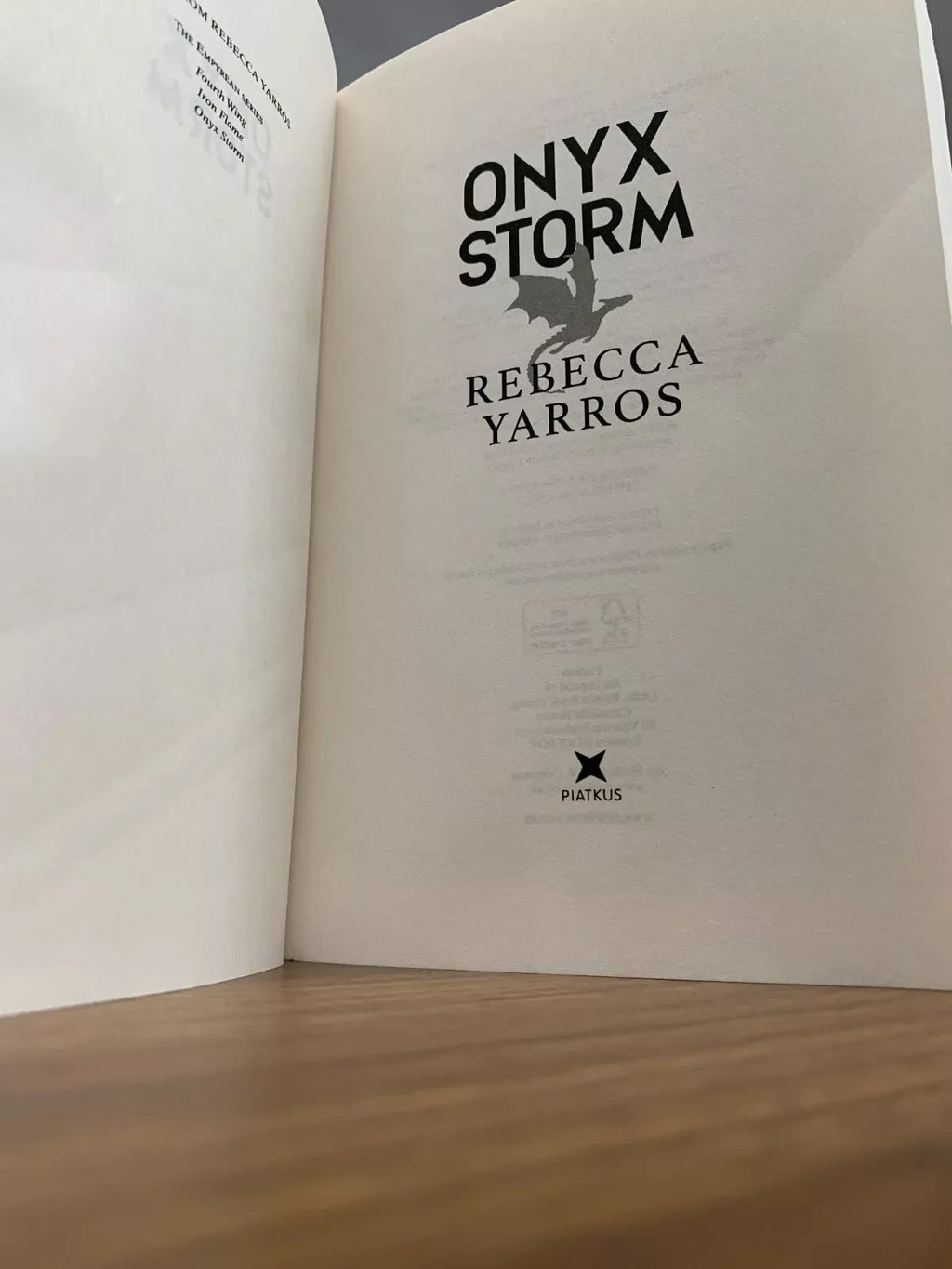 Onyx Storm-  Paperback