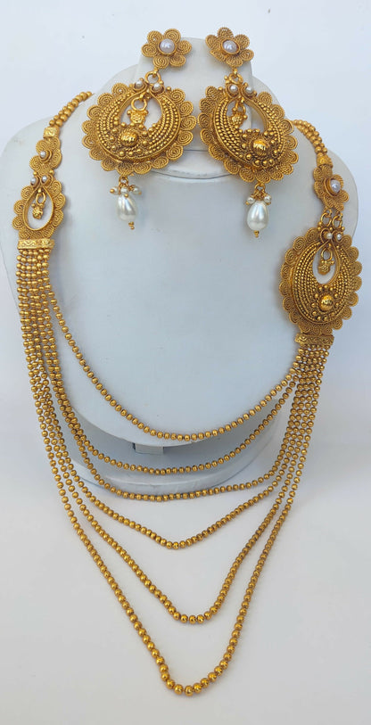 White Kemp Layer mugappu Necklace Set