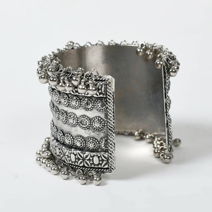 Mominos Fashion Joharkamal Oxidised Silver-Plated Ghungroo Handcraft Bracelet - Design 025