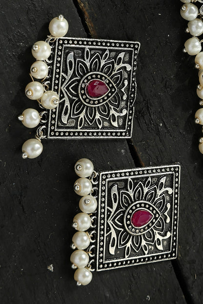 Mominos Fashion Johar Kamal Statement Silver-Plated Brass Finish Kundan/Pearls Choker For Women (Multi)