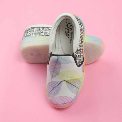 Tiny Bugs Girls Leaf Printed Slip Ons Sneakers - White