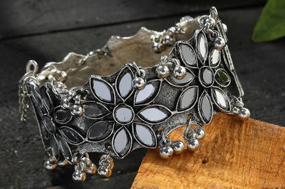 Mominos Fashion Kamal Johar Oxidised Silver-Plated Mirror work Design Bracelet