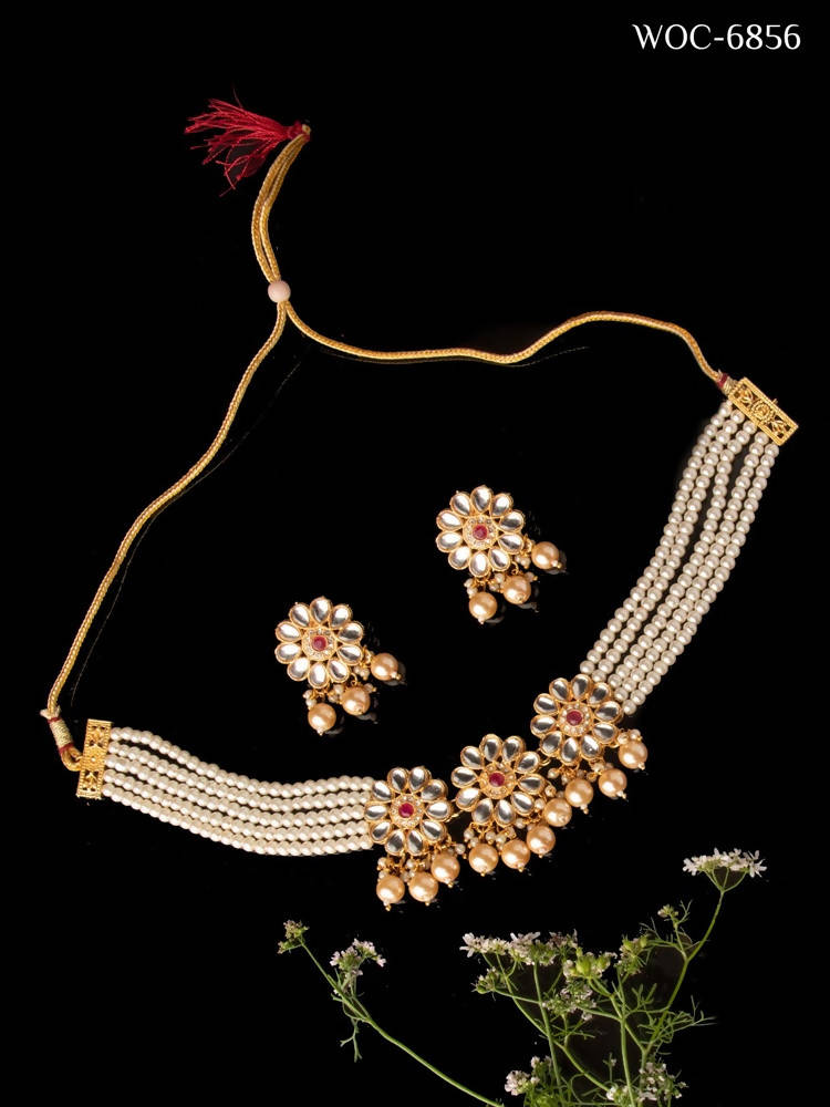 Mominos Fashion Johar Kamal Women's Golden Beads Pearls Gold-Polished Jewellery Set
