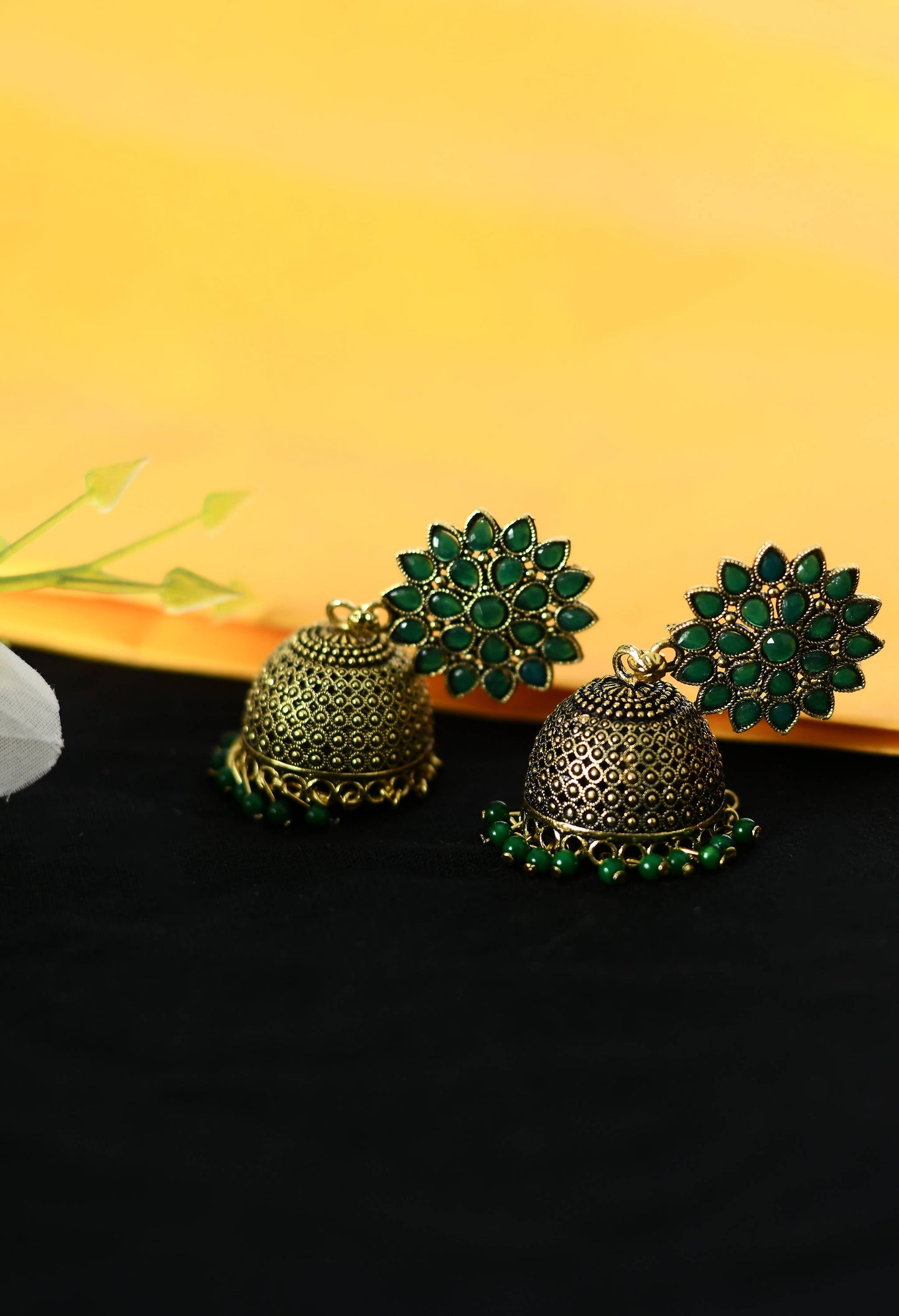 Mominos Fashion Johar Kamal Beautiful Kundan Work Jhumka With Green Beads