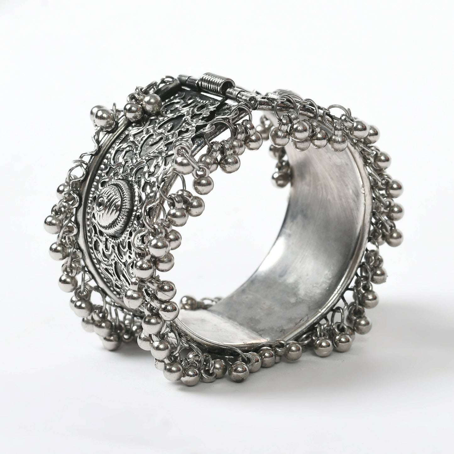 Mominos Fashion Joharkamal Oxidised Silver-Plated Ghungroo Handcraft Bracelet - Design 022