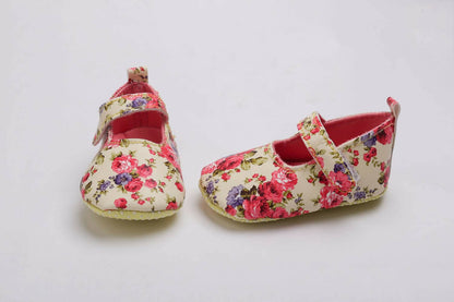 Tiny Bugs Girls Flowral Print Infants Booties - Pink