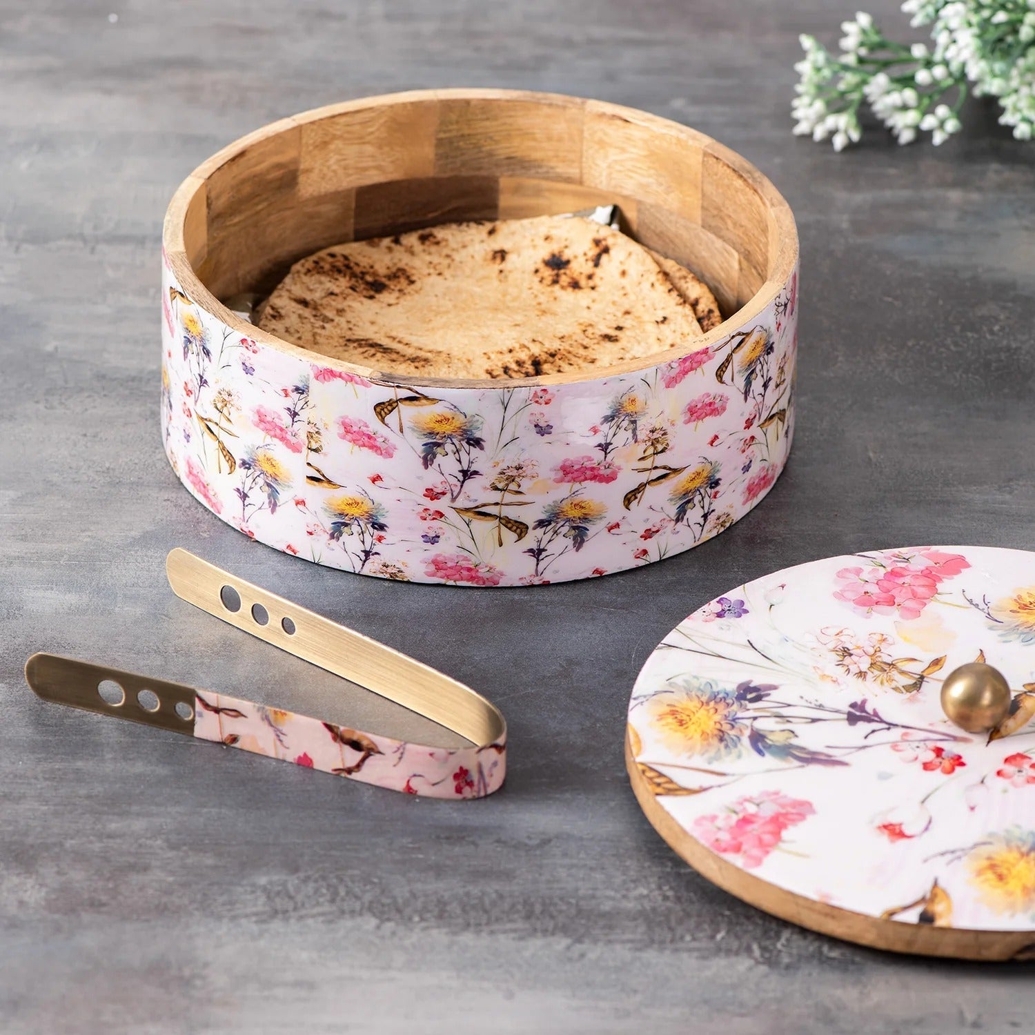 Nestroots Allure Roti Box With Tong Pink Teak Wood Enamel Print