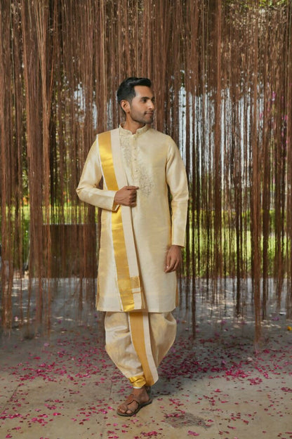 Cream Kanjivaram Machine Embroidered Pattu Set by Hilo Design