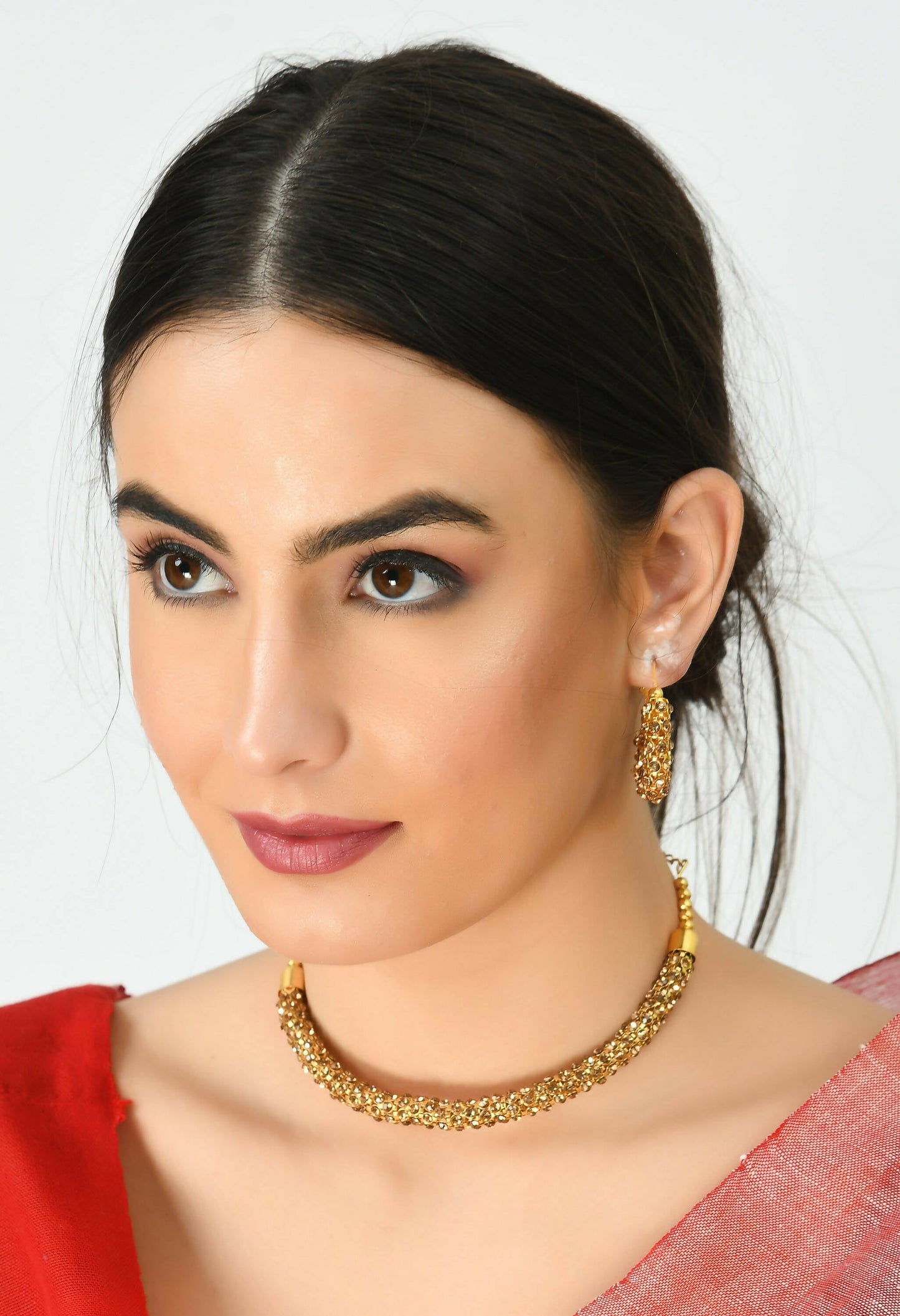 Mominos Fashion Johar Kamal Gold-Polished Brass Finish Hasli Design Choker For Women (Golden)