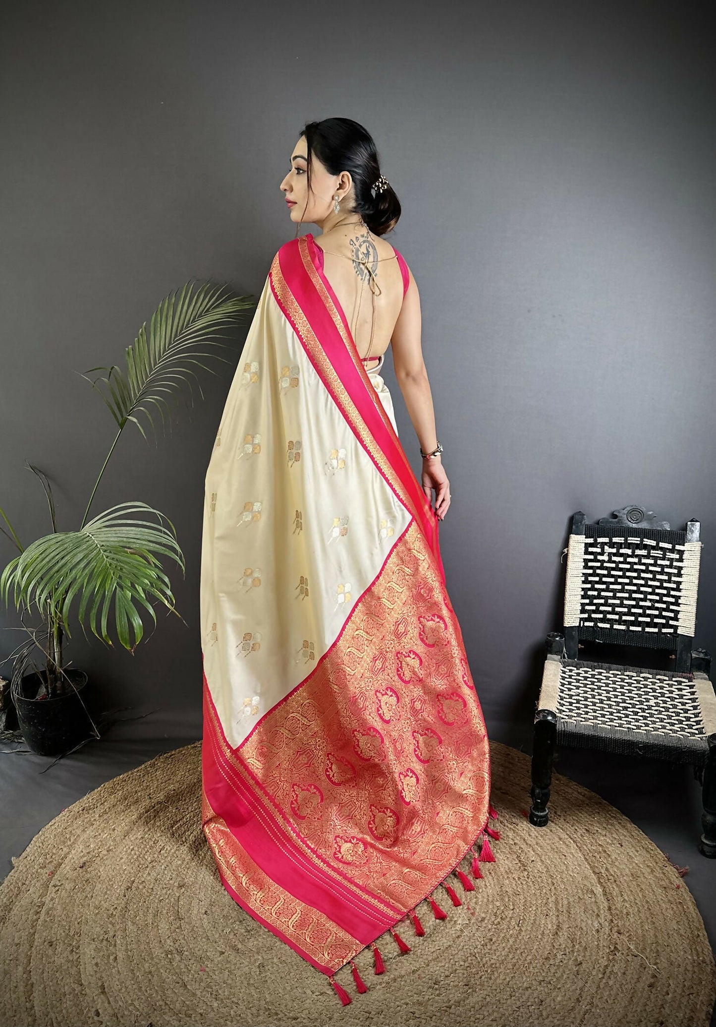 Joban Fashion Cream Banarasi Soft Silk Woven Saree