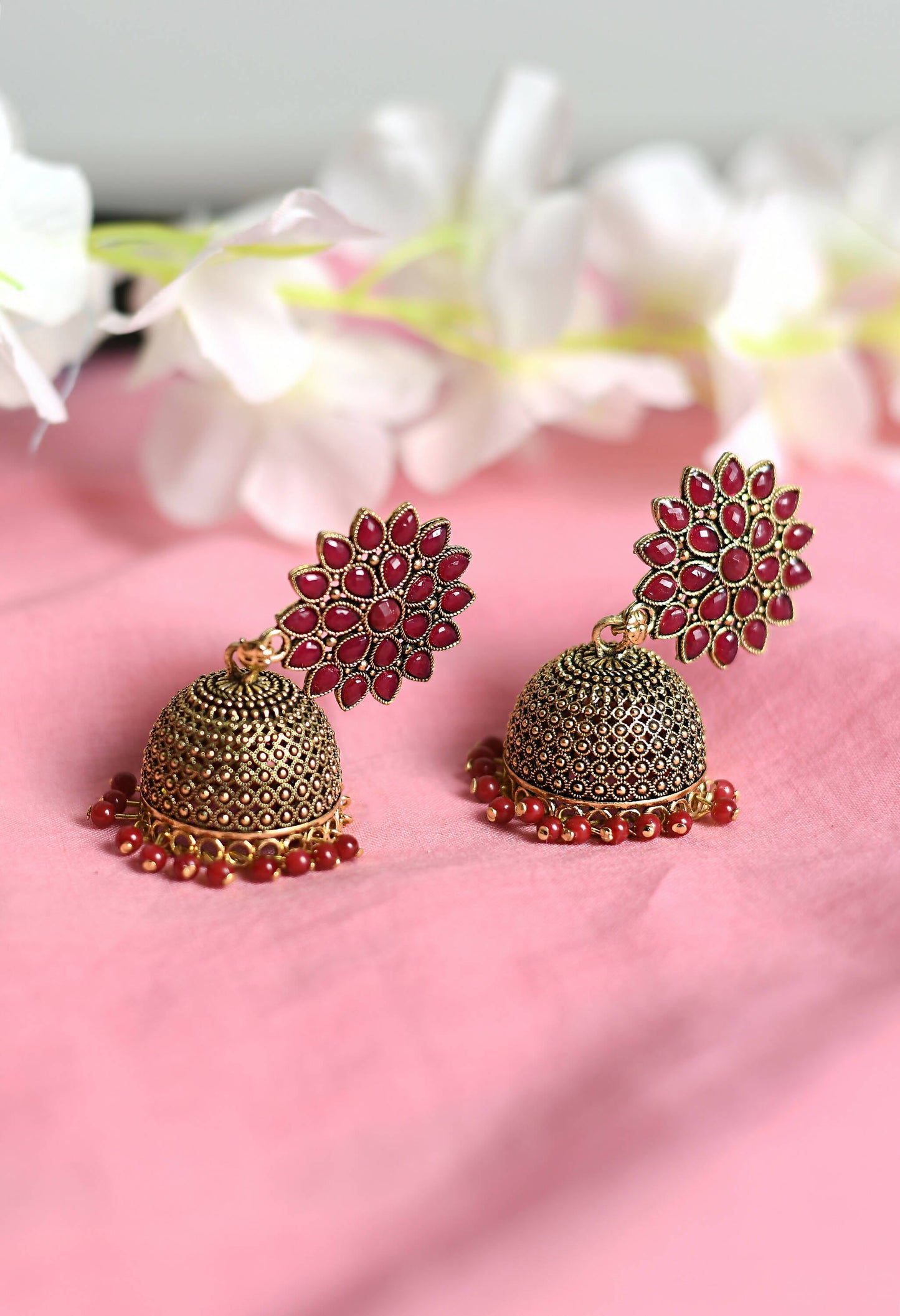 Mominos Fashion Joharkamal Kundan work Jhumka with Maroon Beads