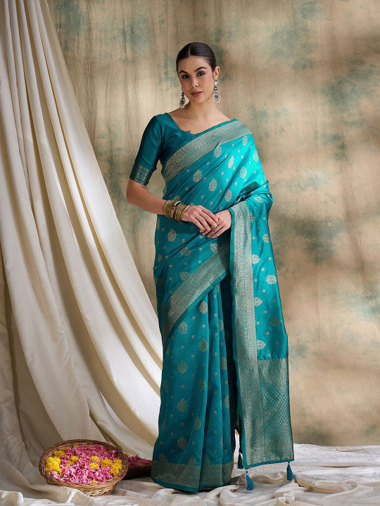 Sangria Woven Design Banarasi Saree With Blouse