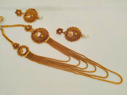 White Kemp Layer mugappu Necklace Set