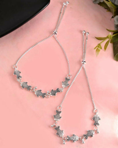 VOJ Set of 2 Traditional Fish Shapped Designer Anklet