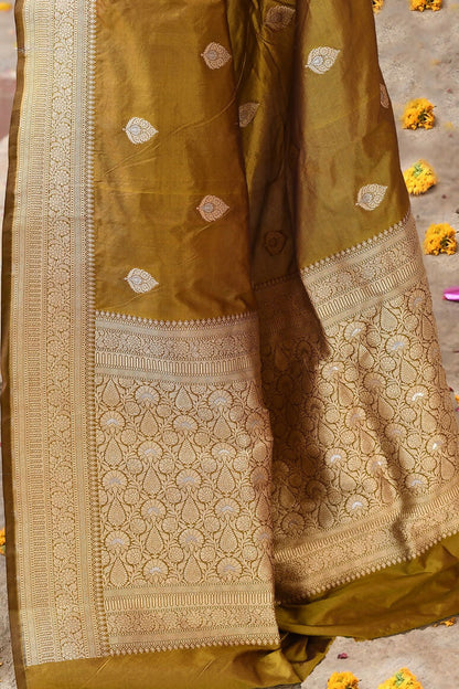 Joban Fashion Olive Pure Katan Pure Handloom Banarasi Silk Saree